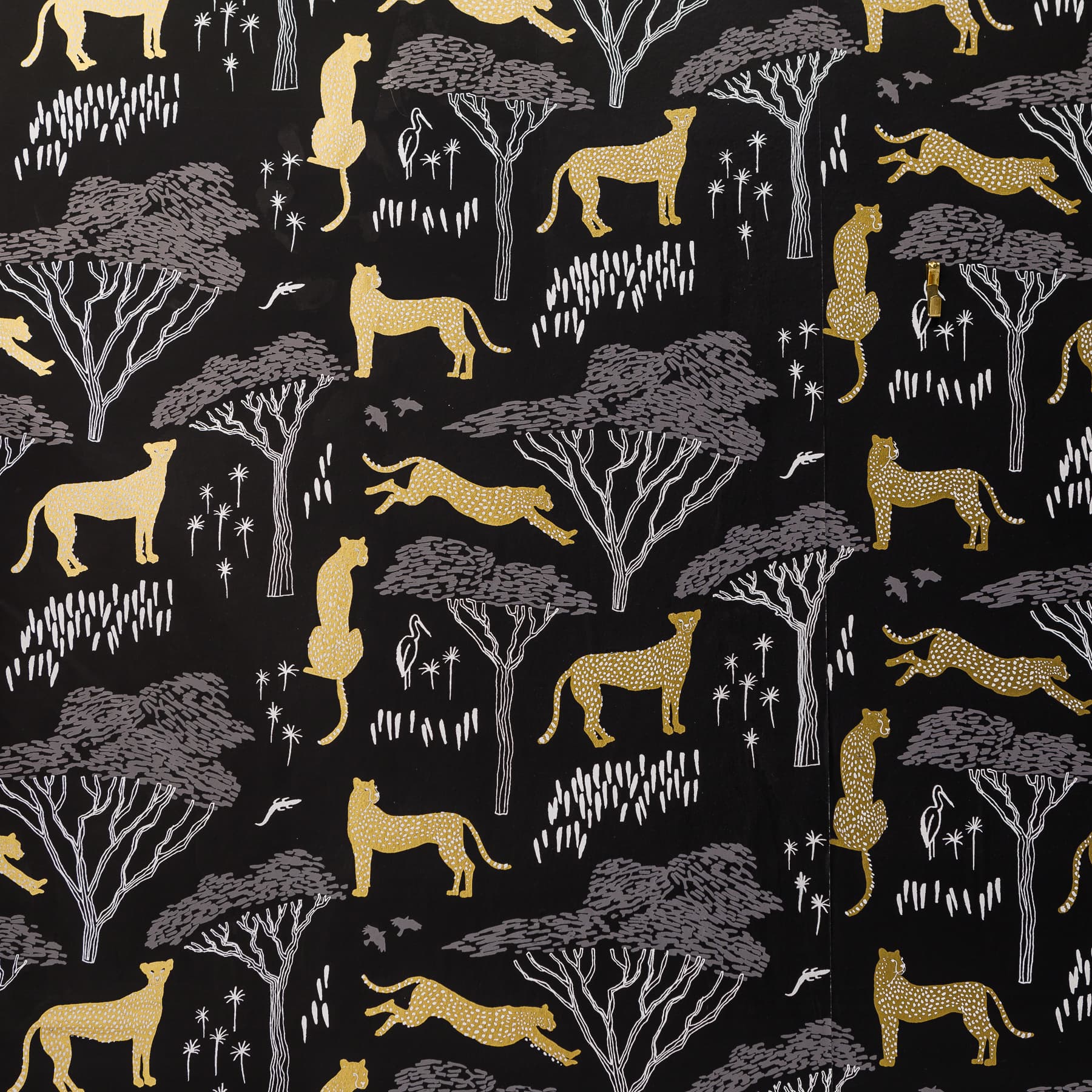 King of the Hill interior design project by Nida Risto Interiors of Jackson Wyoming features high quality materials, refined lines, and luxurious textures. 