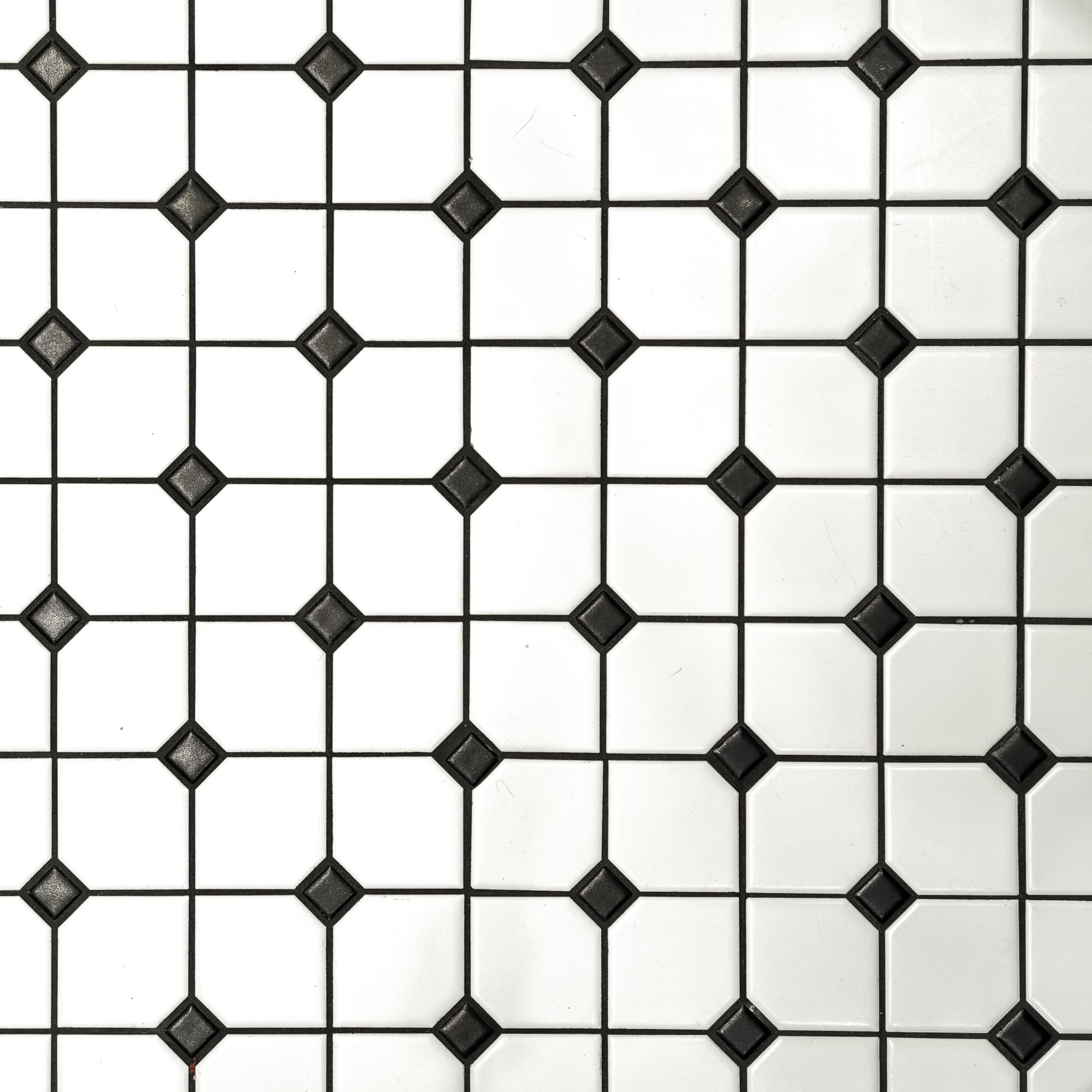 King of the Hill interior design project by Nida Risto Interiors of Jackson Wyoming features high quality materials, refined lines, and luxurious textures. 