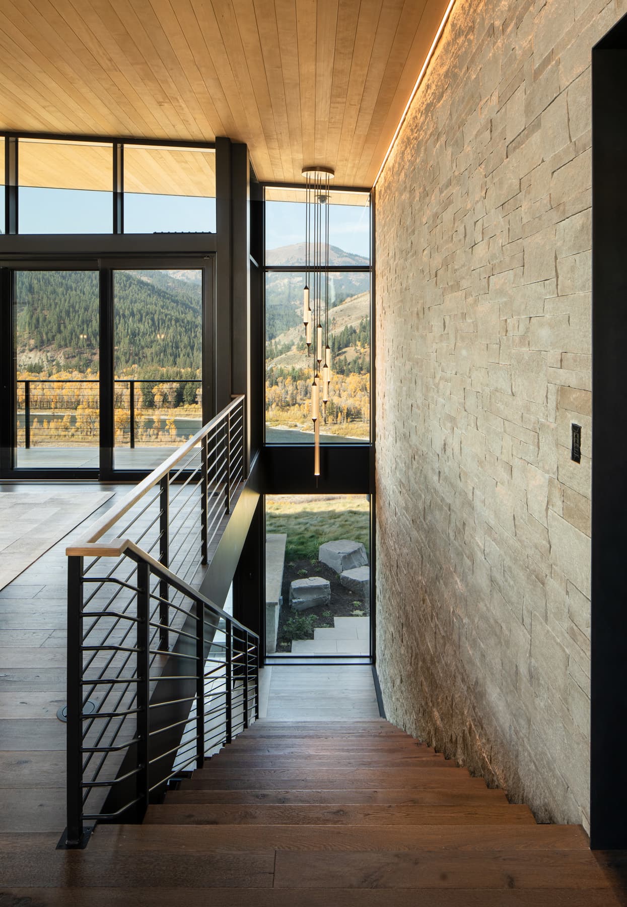 Nida Risto Interior Design in Jackson Hole designed a rustic elegance in the River Bend Project in Snake River Sporting Club in Jackson Wyoming.