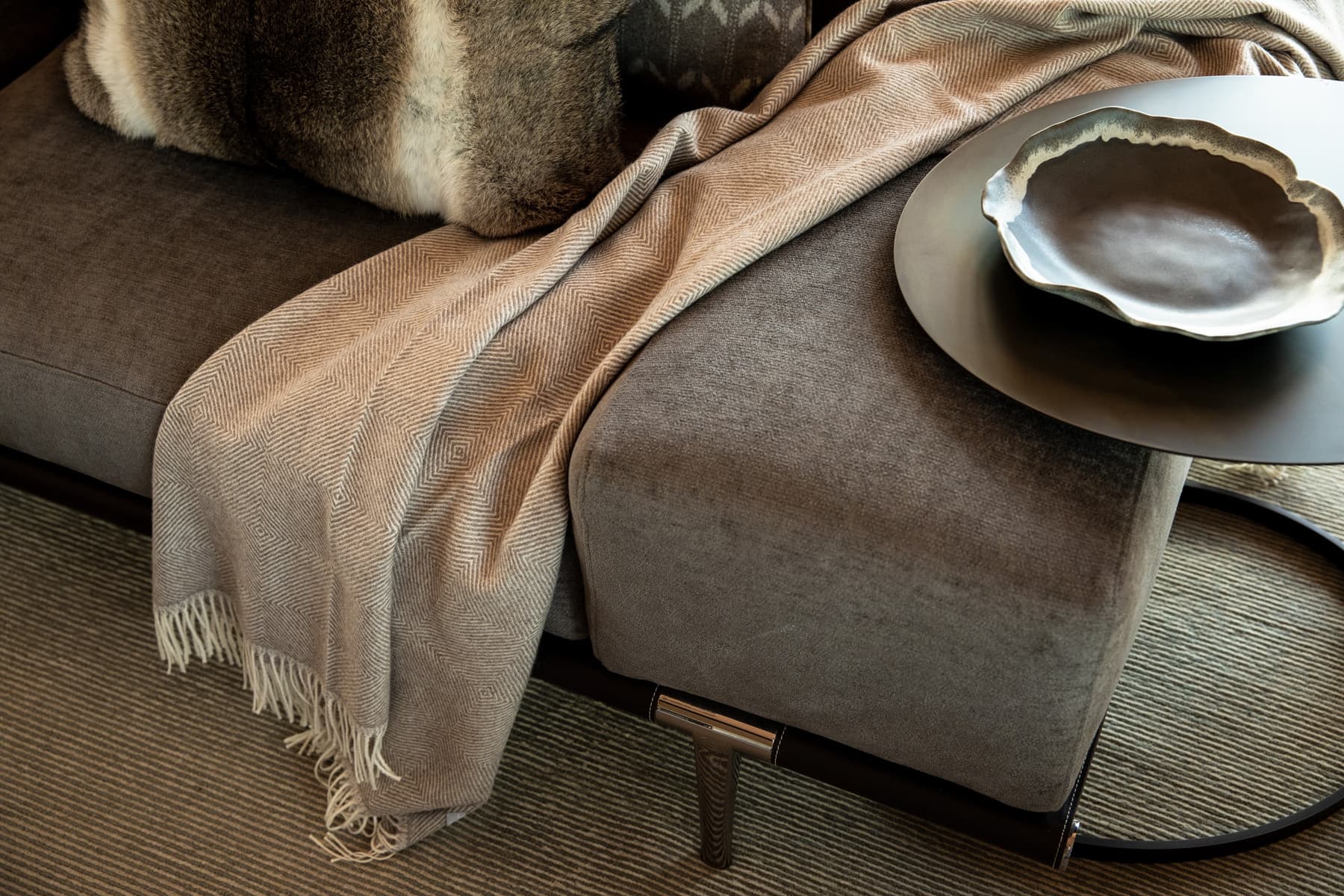 Nida Risto Interior Design in Jackson Hole designed a rustic elegance in the River Bend Project in Snake River Sporting Club in Jackson Wyoming.