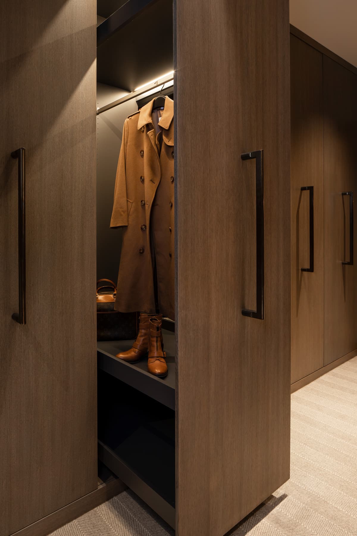 Nida Risto Interior Design in Jackson Hole designed a rustic elegance in the Slopeside Modern Project at Teton Village in Wilson, Wyoming.