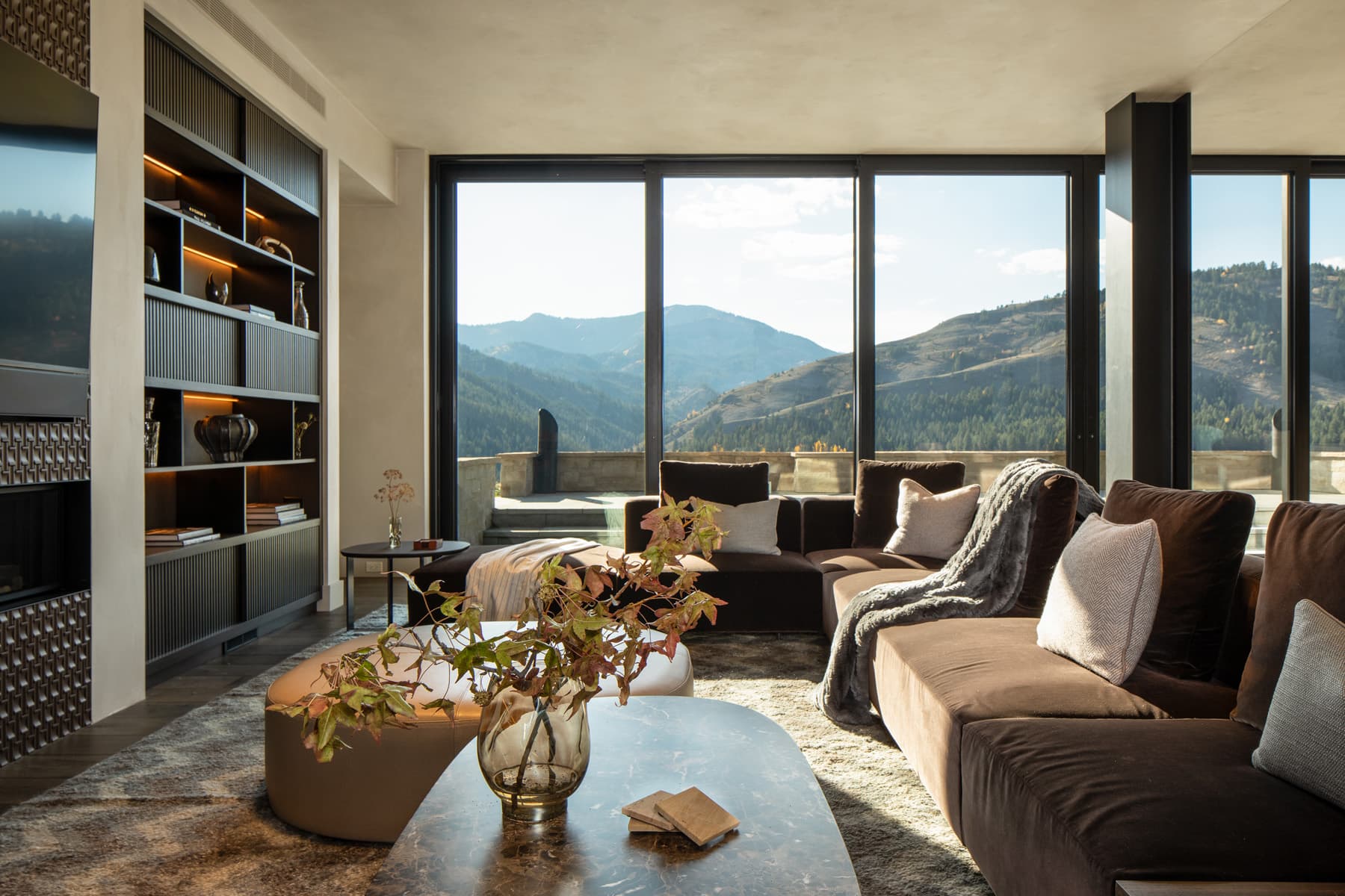 Nida Risto Interior Design in Jackson Hole designed a rustic elegance in the River Bend Project in Snake River Sporting Club in Jackson Wyoming.